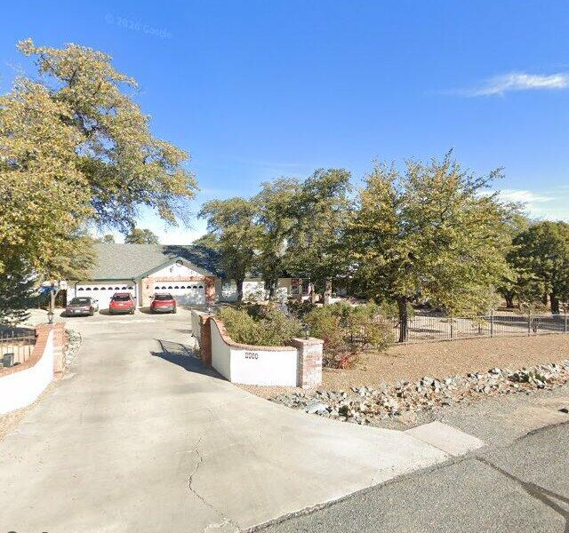 SUMMIT SENIOR LIVING LLC