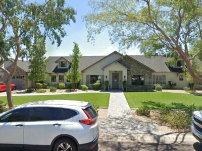 PARADISE LIVING CENTERS CAMELBACK LLC