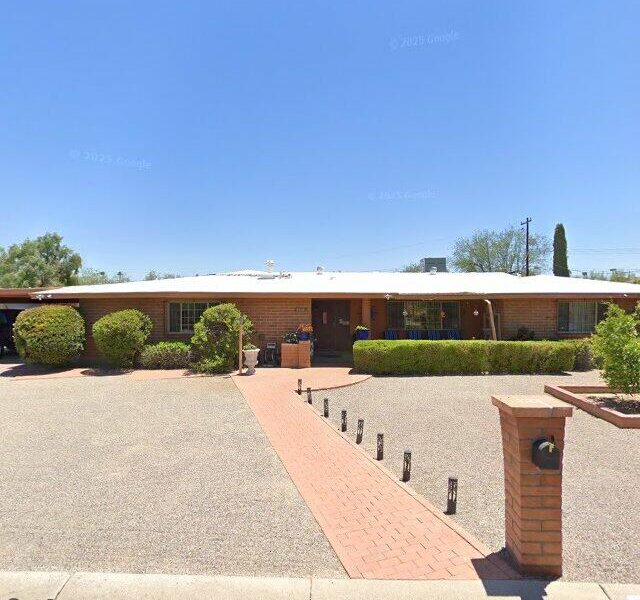 LOPEZ ADULT HOME CARE