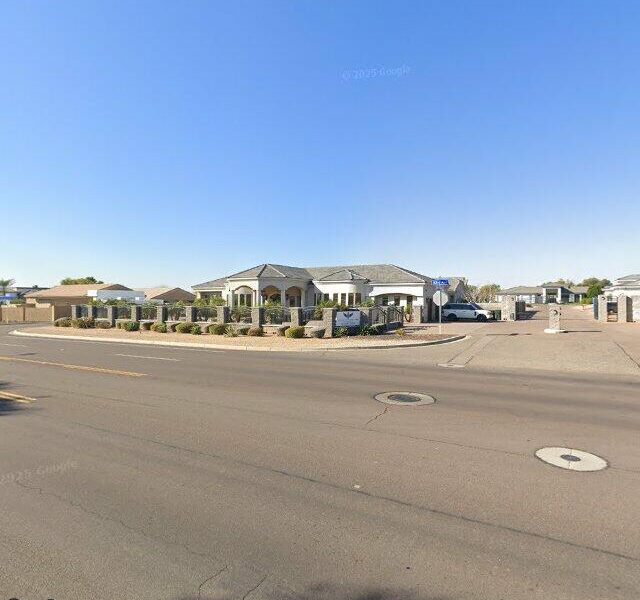 AZ HAPPY VALLEY ROYAL CARE HOME LLC